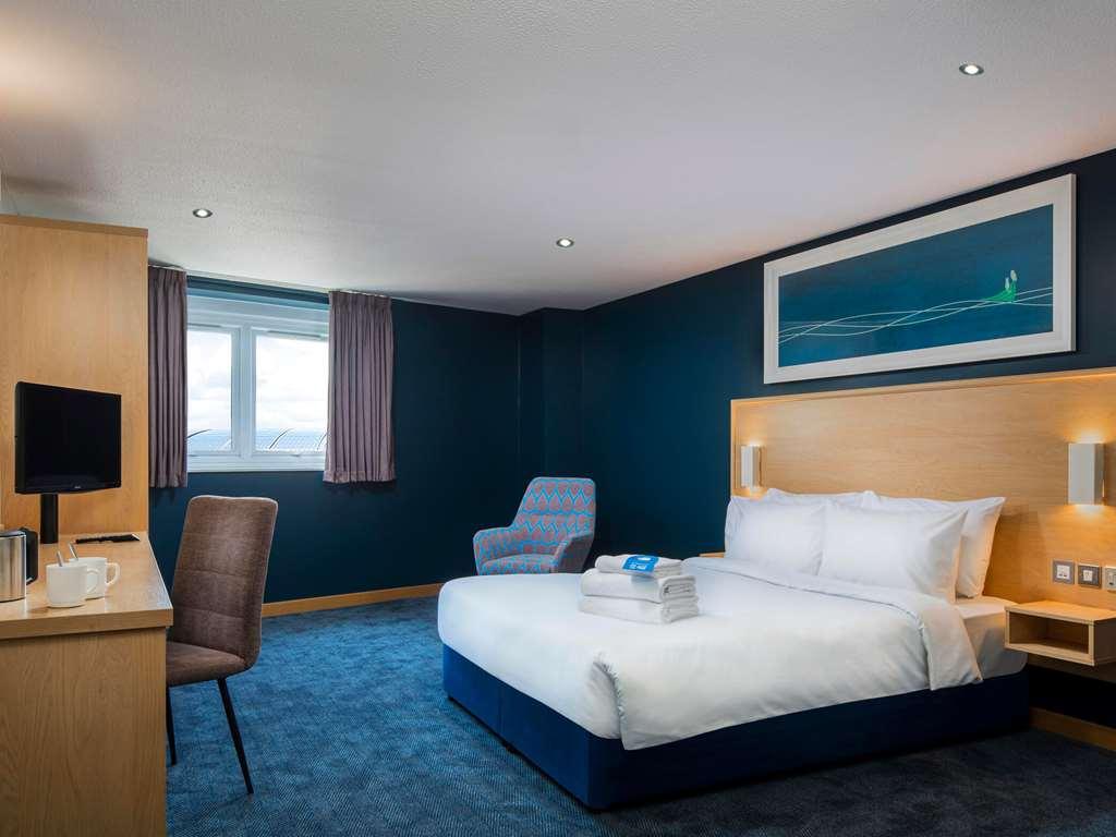 Travelodge Bath Central Kamer foto