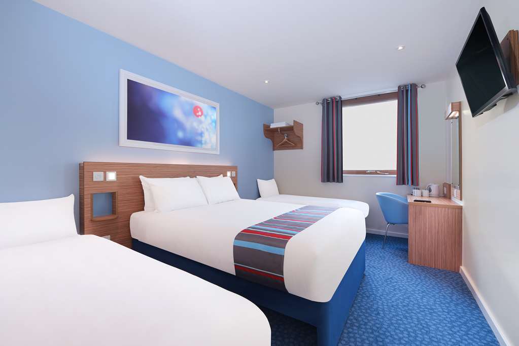 Travelodge Bath Central Kamer foto